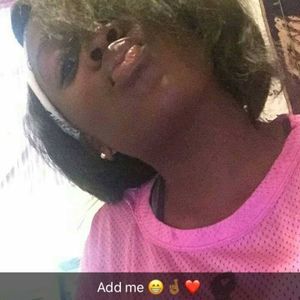 Meet your Posher, Jania